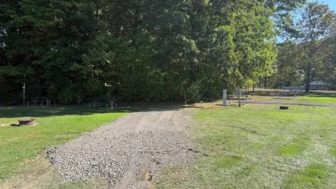 Water/Electric RV Site — image 2 of 3