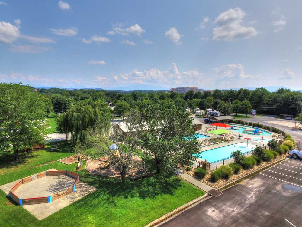 Sun Outdoors Pigeon Forge - Photo 5