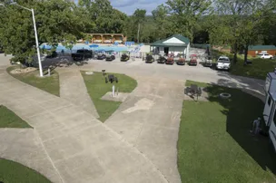 Great Escapes RV Resorts Branson – photo 5