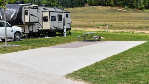Deluxe Full Hookup RV Site — image 2 of 2