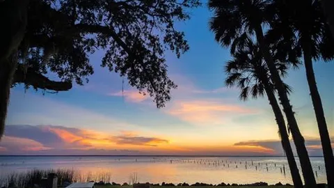 30/50 Amp Lakefront RV Sites — image 1 of 35