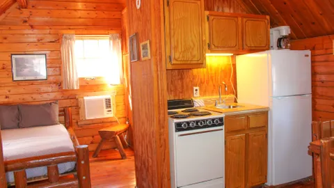 RIVER CABIN — image 2 of 12
