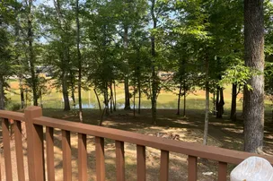 Huckleberry Hideaway Cabins and RV – photo 2