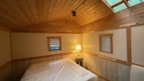 Creekside Cabin - right beside Creek, NO PET — image 1 of 1