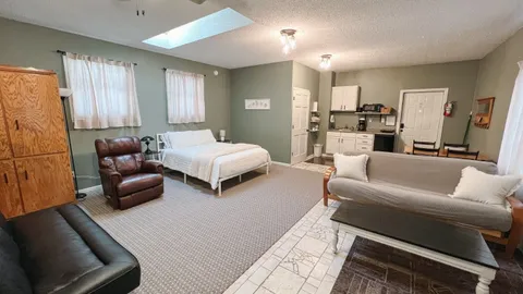 Cottage — image 6 of 6