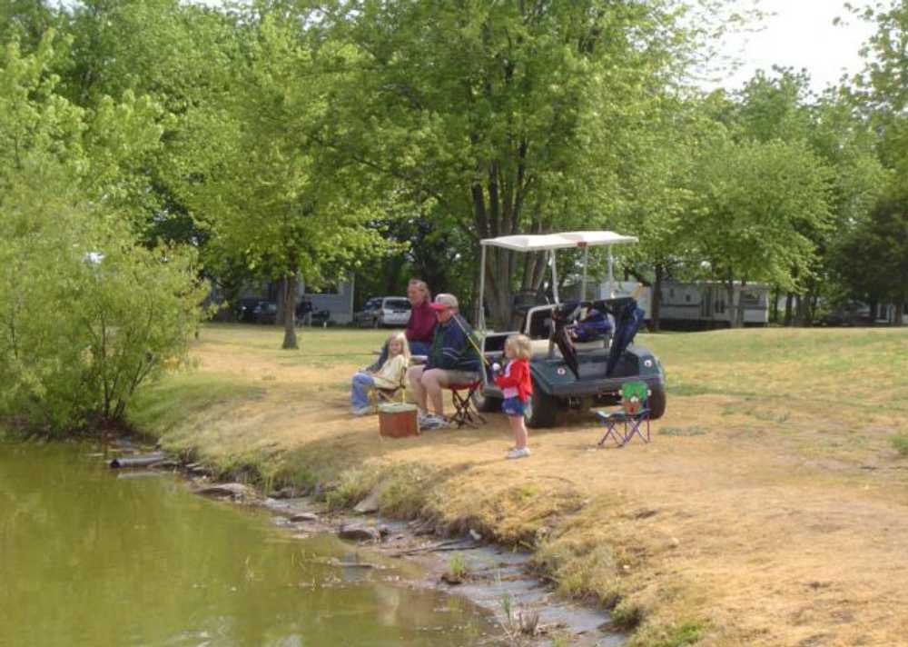 Evening Star Camping Resort, Topeka, Illinois - Photo 5