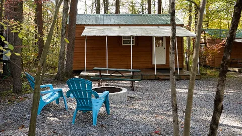 Standard Cabin — image 1 of 4