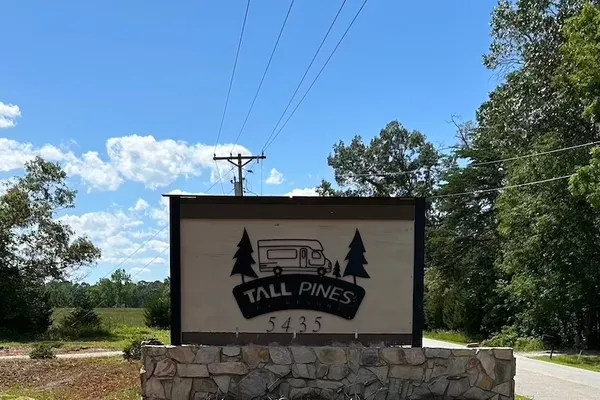 Tall Pines RV Resort – photo 1