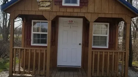 Cabin 2 — image 1 of 5