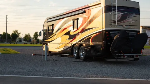 89' Pull-Through RV Site - 30/50 Amp - Full hookups — image 2 of 3