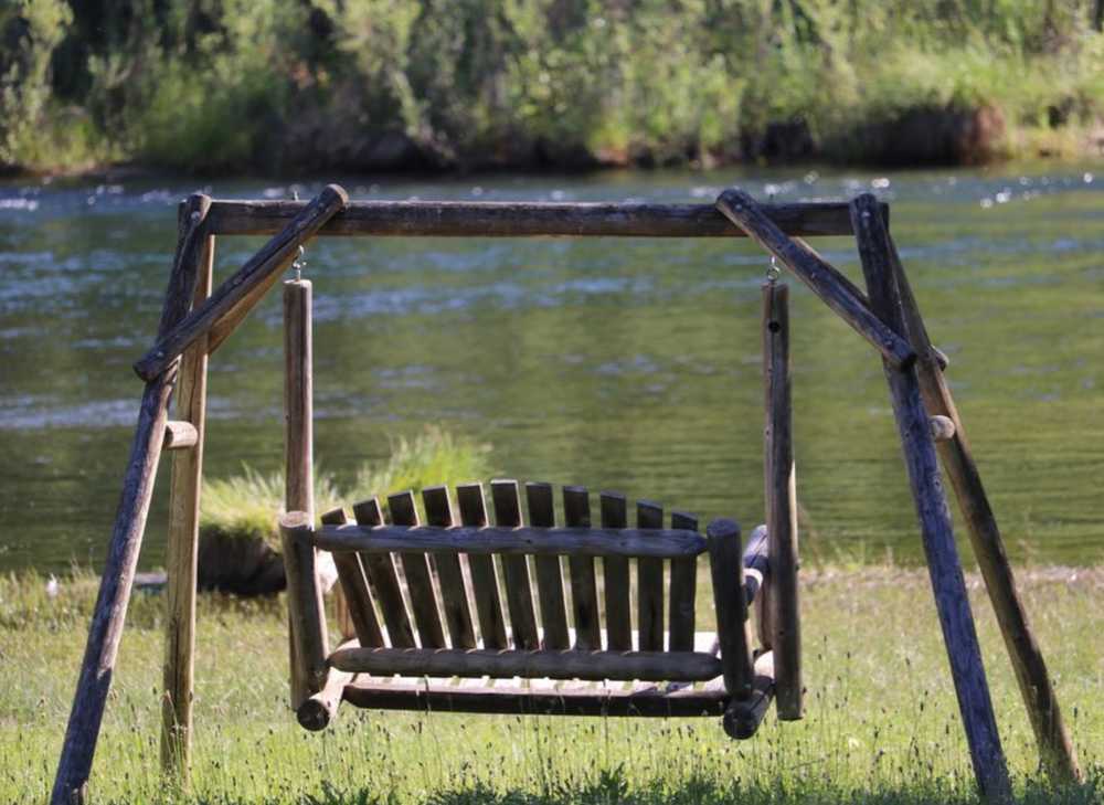 Flux River Resort - Photo 2