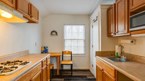 Mountain View Cabin for 2 — image 1 of 4