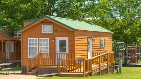 Cozy Cabin — image 1 of 8