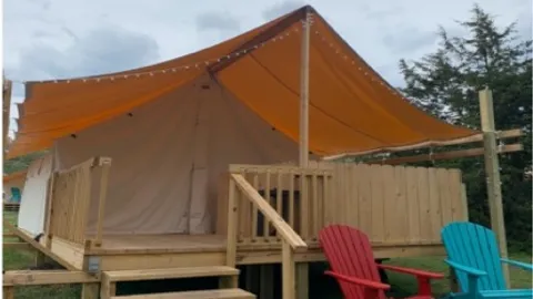 King Hot Tub Love Glamping Pod — image 1 of 5