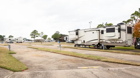 PULL-THROUGH RV SITE — image 4 of 4