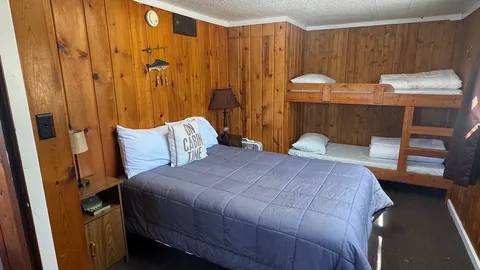 Directors Cabin — image 6 of 6