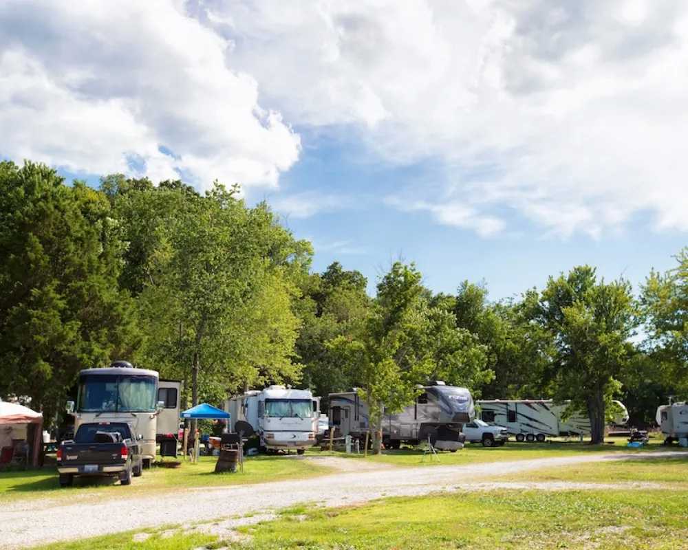 Walnut Meadow RV Park - Berea, Kentucky