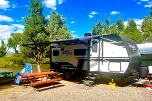 Silver Thread Basecamp – photo 2