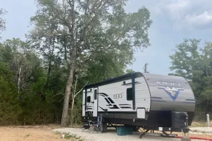 Austin Oaks RV Park – photo 4