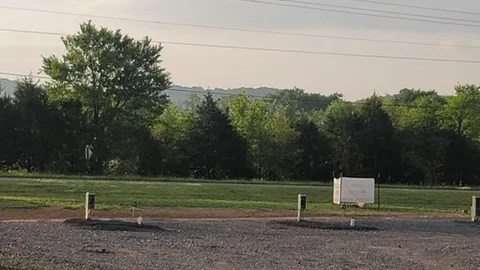 30/50 Amp Full Hookup Pull-Through RV Site - Gold Site — image 1 of 1