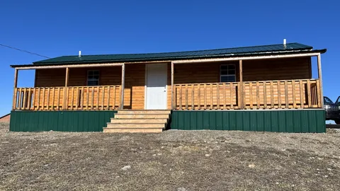 Deluxe Cabin — image 1 of 9