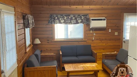 BLUE RIDGE ( SLEEPS 8) — image 2 of 14