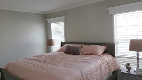 Deluxe 2 Bedroom — image 13 of 13