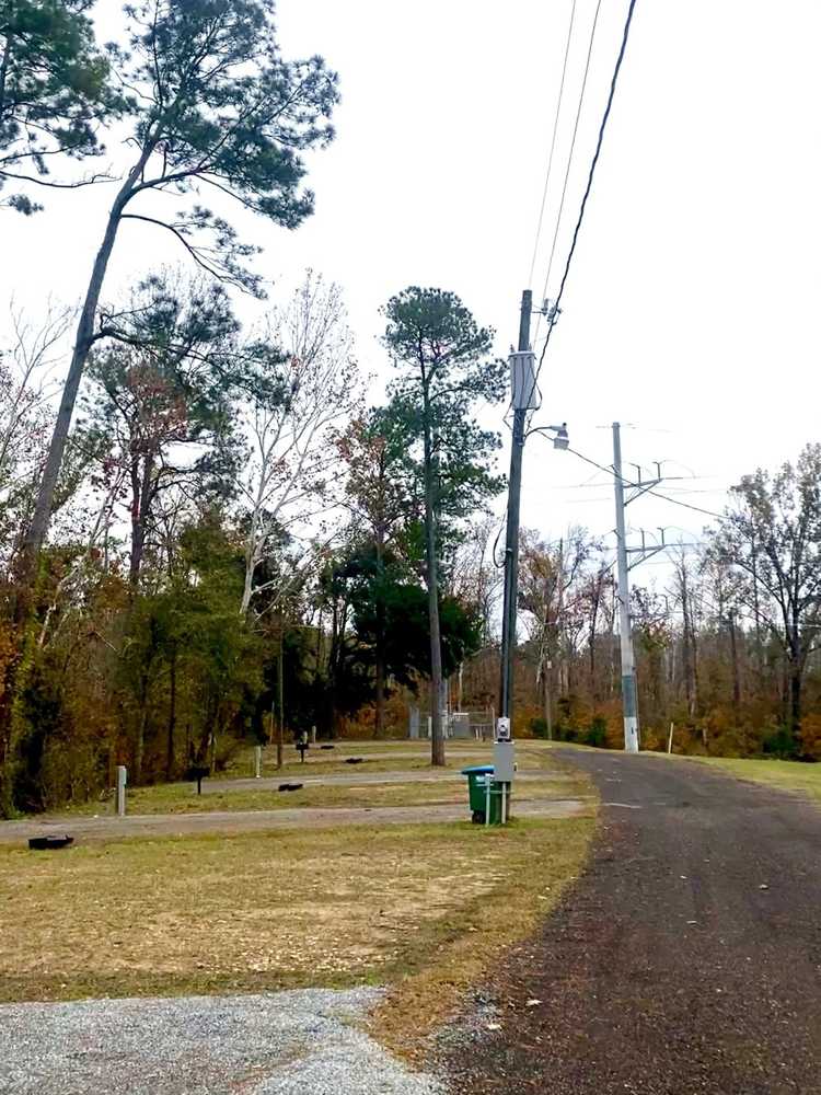 Chattahoochee RV Resort & Campground, Chattahoochee, Florida - Photo 2