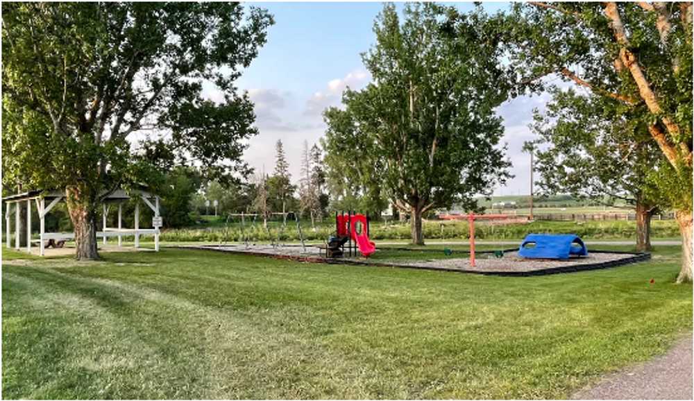 Montrose Campground, Montrose, South Dakota - Photo 4