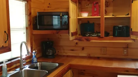 Creekside (Log Cabin) — image 2 of 7