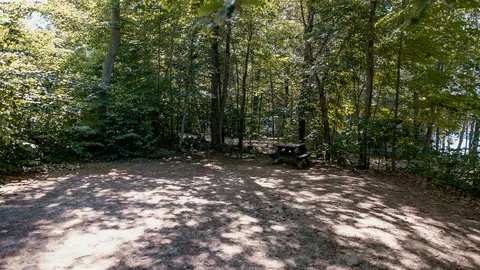 Water & Electric RV Site — image 2 of 3