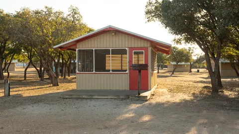 SCREENED IN CABANA — image 1 of 4