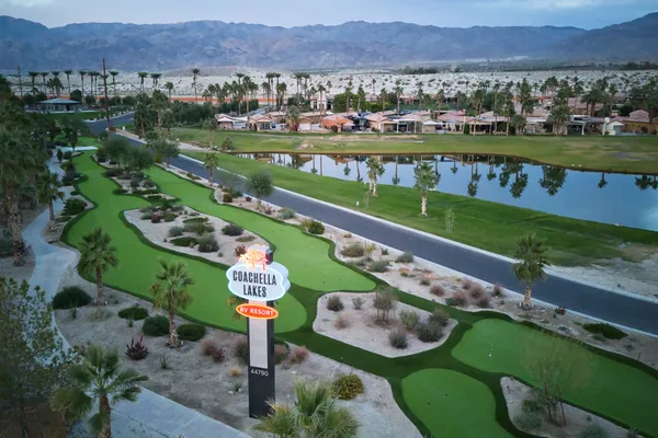 Coachella Lakes RV Resort – photo 1