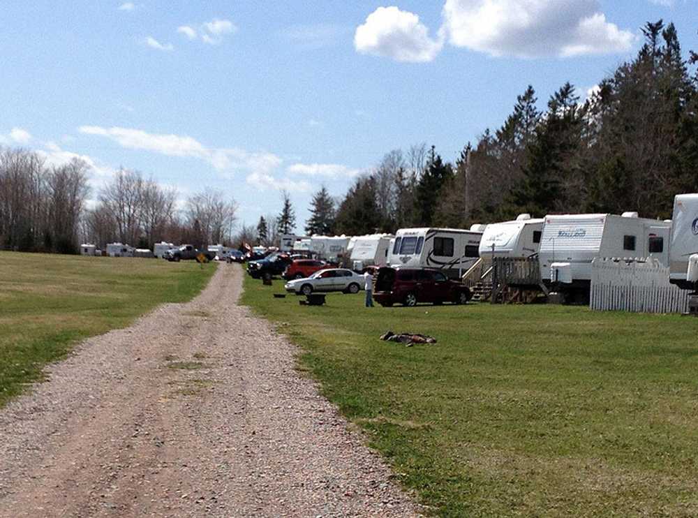 Hidden Hilltop Family Campground - Photo 4