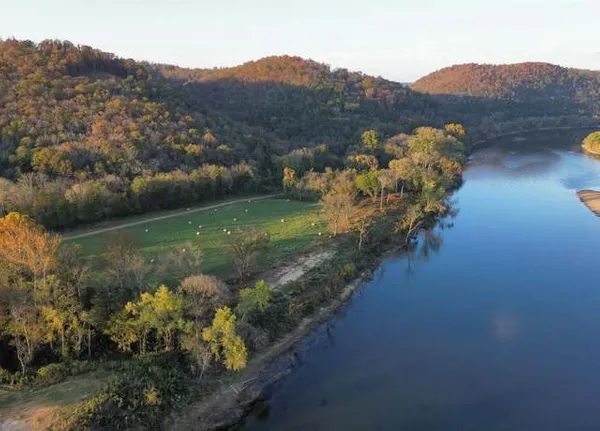 Triangle B Extended Stay, Melbourne, Arkansas campground