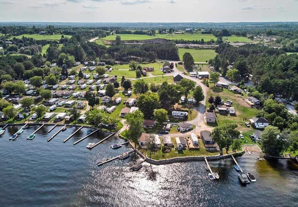 Bobcaygeon Shores Cottage Resort, Bobcaygeon, Ontario - Photo 2