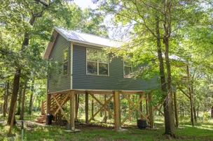 Hog Valley RV & Treehouse Resort – photo 5