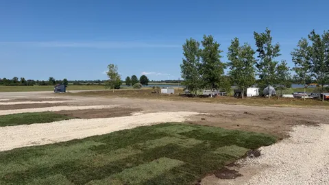 Pull-Through RV Site — image 2 of 7