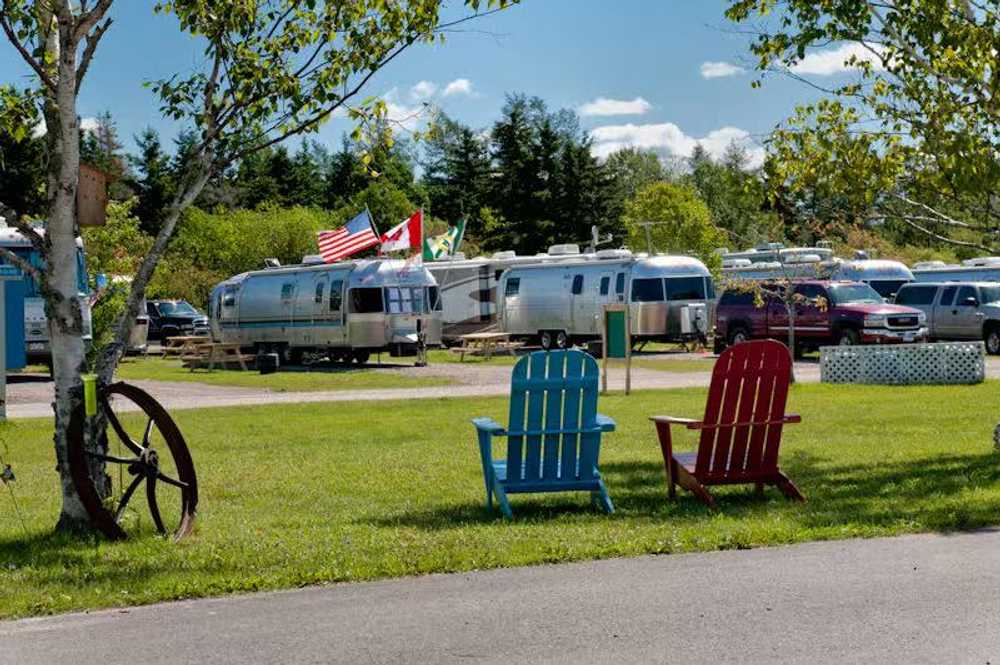 Bras d’or Lake campground, Inlet Baddeck, Nova Scotia - Photo 5