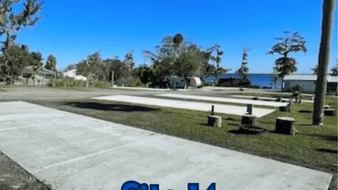 Pool Front RV Site — image 2 of 6