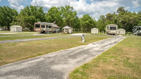 Premium Full Hookup Pull-Through RV Site — image 1 of 2