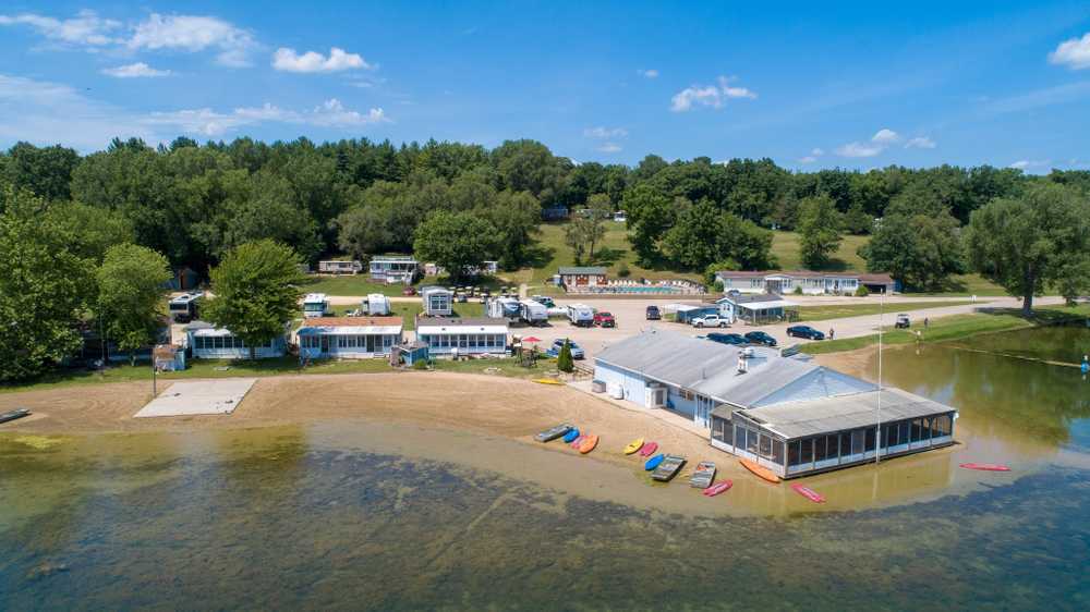 Lake Louise RV Resort - Byron, Illinois - Campspot