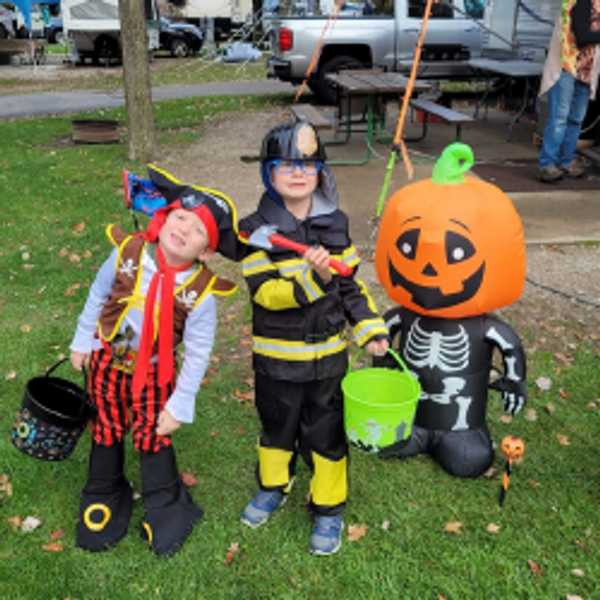 HALLOWEEN WEEKENDS