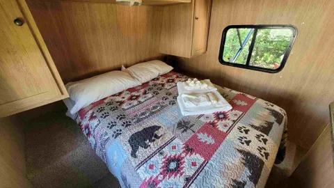 Fireside Trailer — image 23 of 23