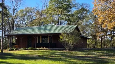 Cabin — image 1 of 20