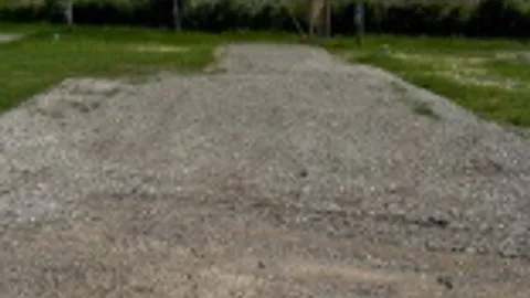 Standard Back-In 30/50 Amp Full Hookup RV Site — image 25 of 25