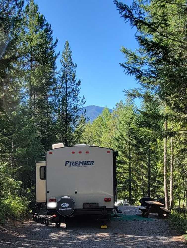 FHU 30 Amp Pull Thru RV Site