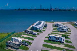 Bayfront Resort at Cross View – photo 4