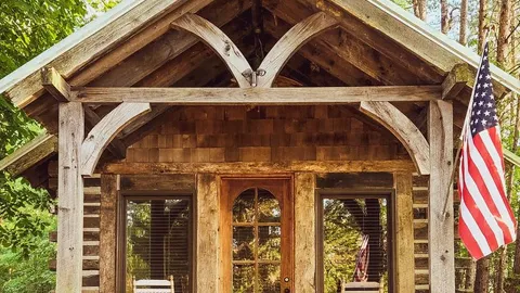 LAUGHING BEAR CABIN — image 1 of 17