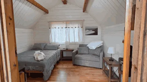 Deluxe Mini Suite Cabin — image 4 of 4